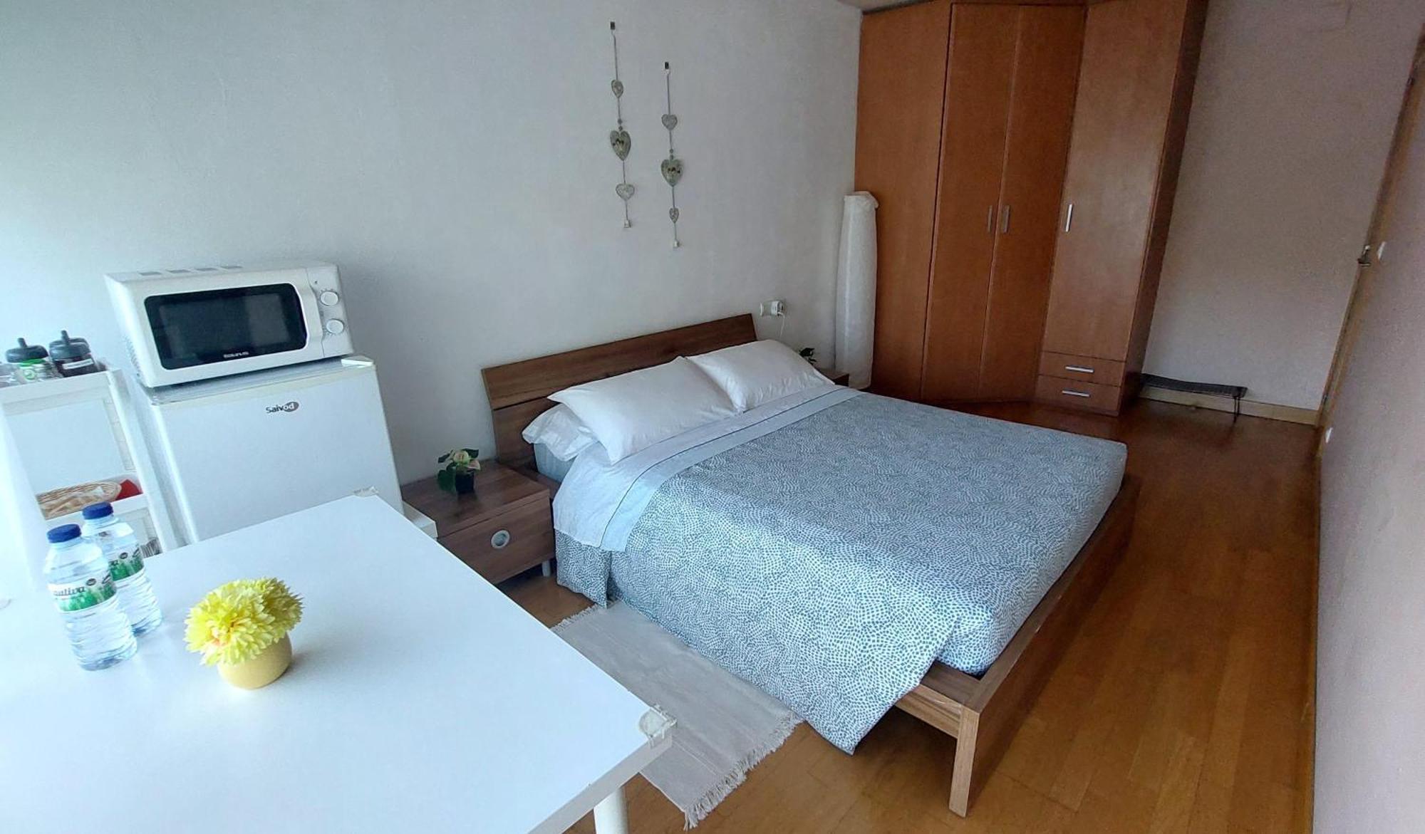 بنبلونة Tourist Room - Casa Particular المظهر الخارجي الصورة